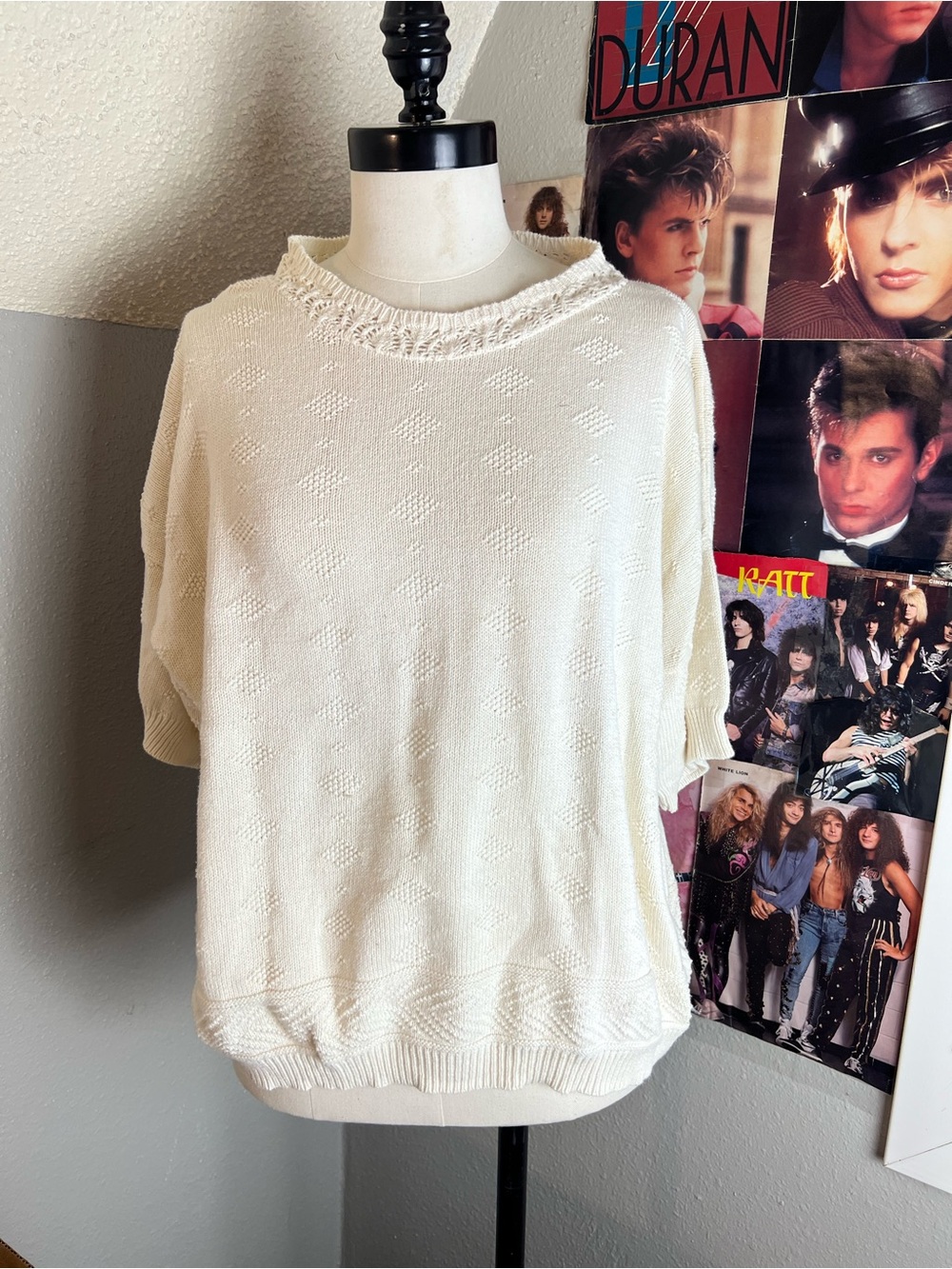 Source Unknown Cream Short-Sleeve Crewneck Knit Sweater